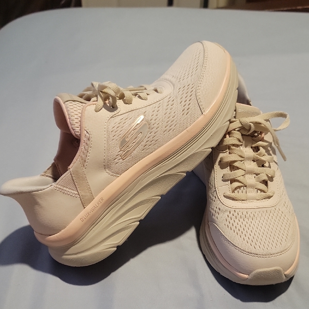 Skechers Women's Cream Sneakers - Picture 10 of 16